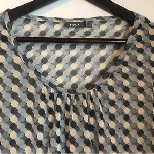 2 for $25. MEXX Sheer Three Quarter Length Sleeve  Top Large